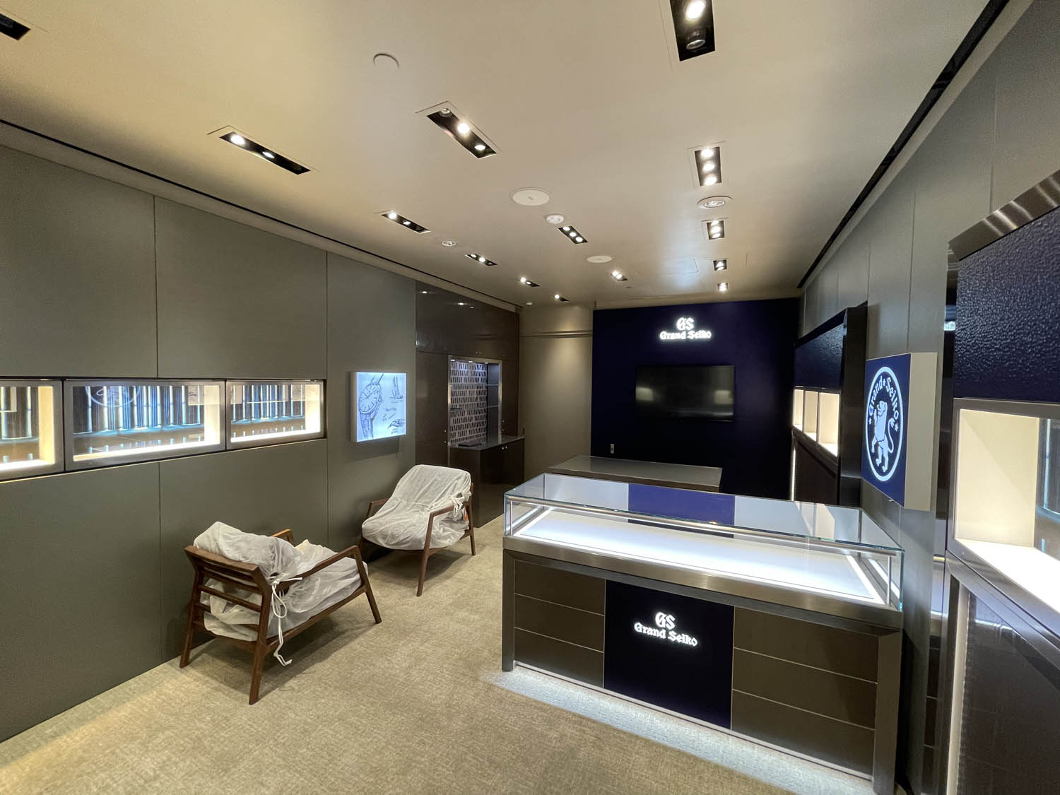 Retail fixtures installed by Jaboa